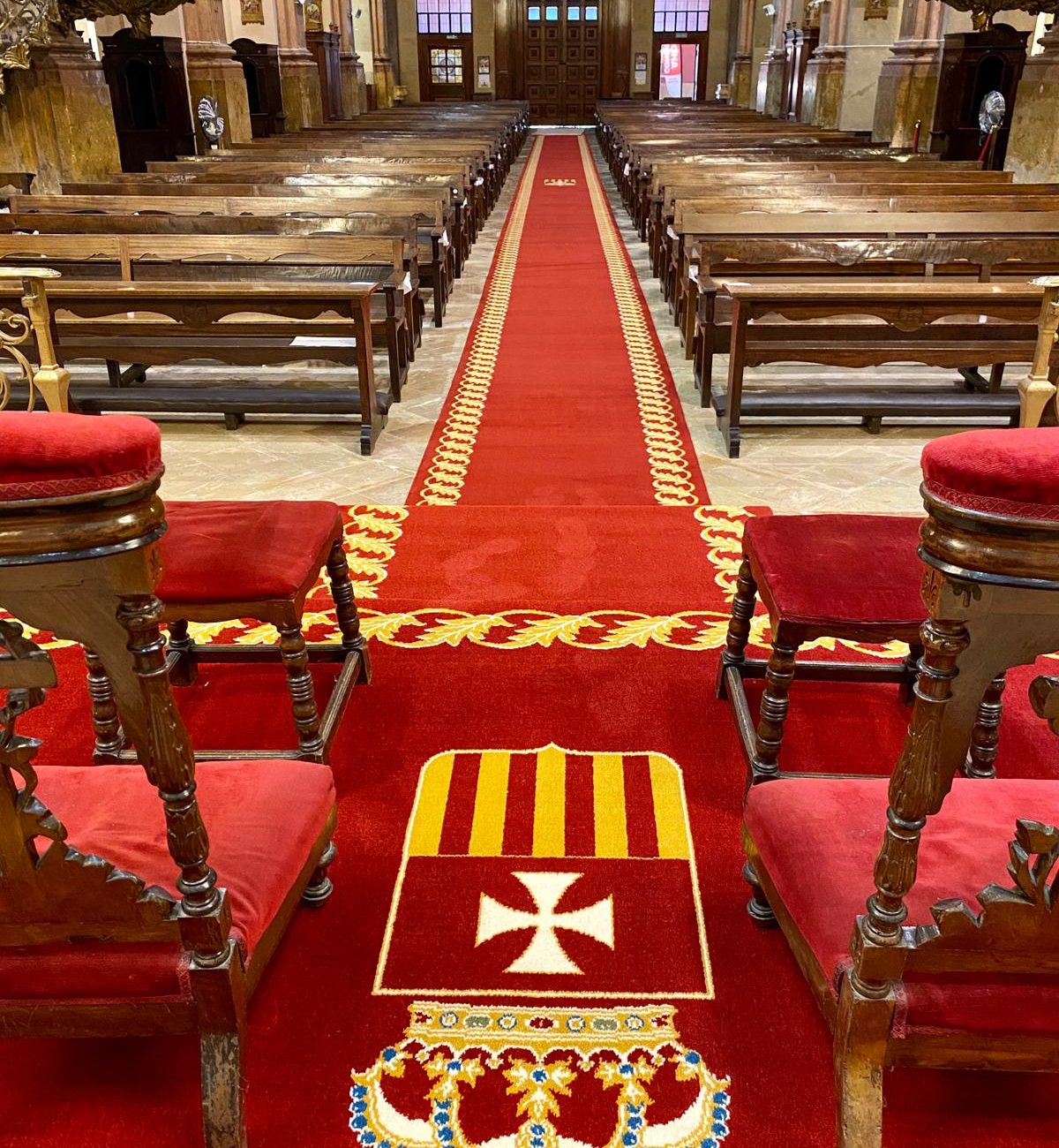 Alfombra de iglesia personalizada para la Basílica de la Merced